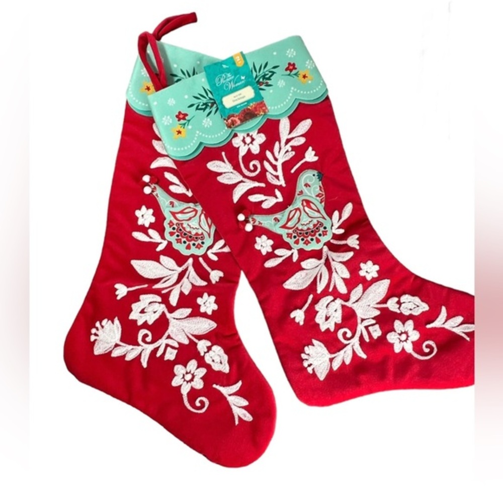 NWT Pioneer Woman Mazie Stockings set of 2 Christmas Bird